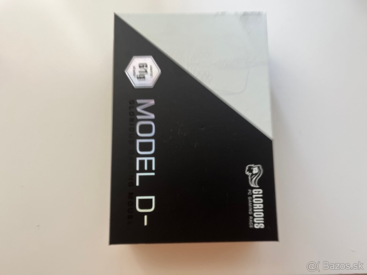 Glorious Model D minus čierna - 2