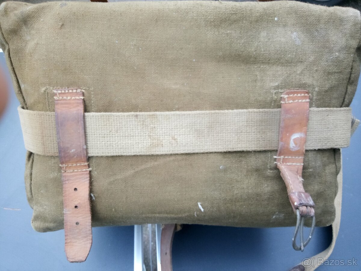 Retro vojensky obedar - 2