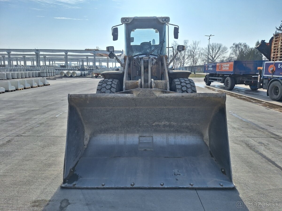 LIEBHERR L538 4X4 - 2