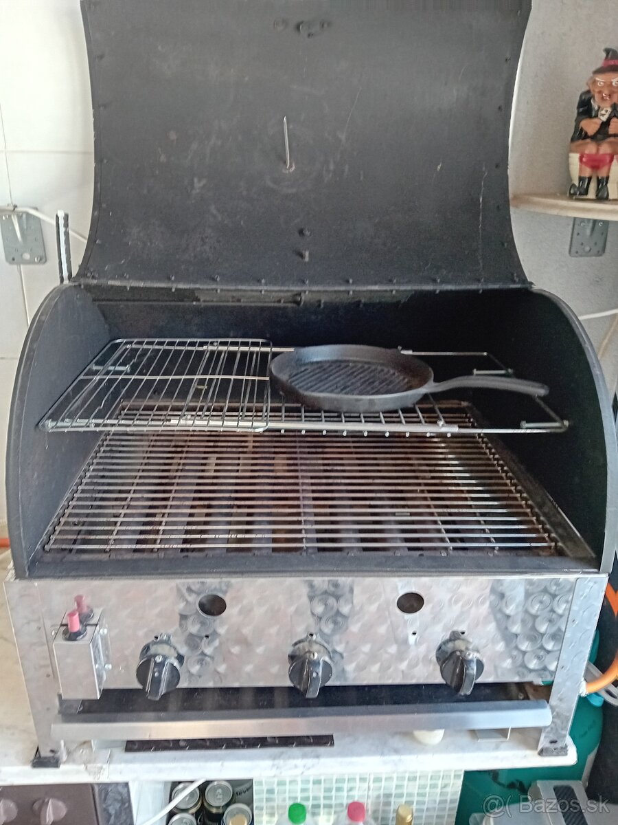 Plynový Gril - 2