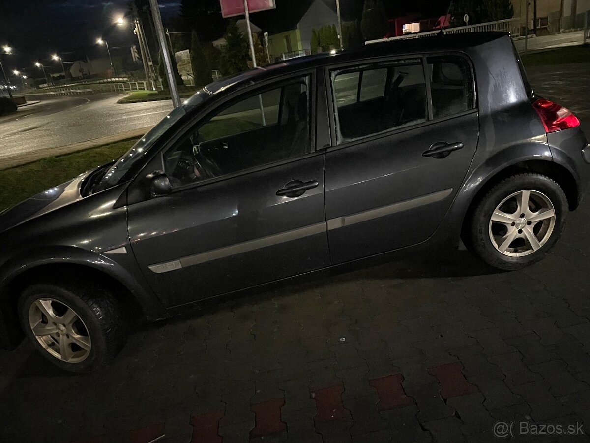 Renault Megane 1.5 - 2