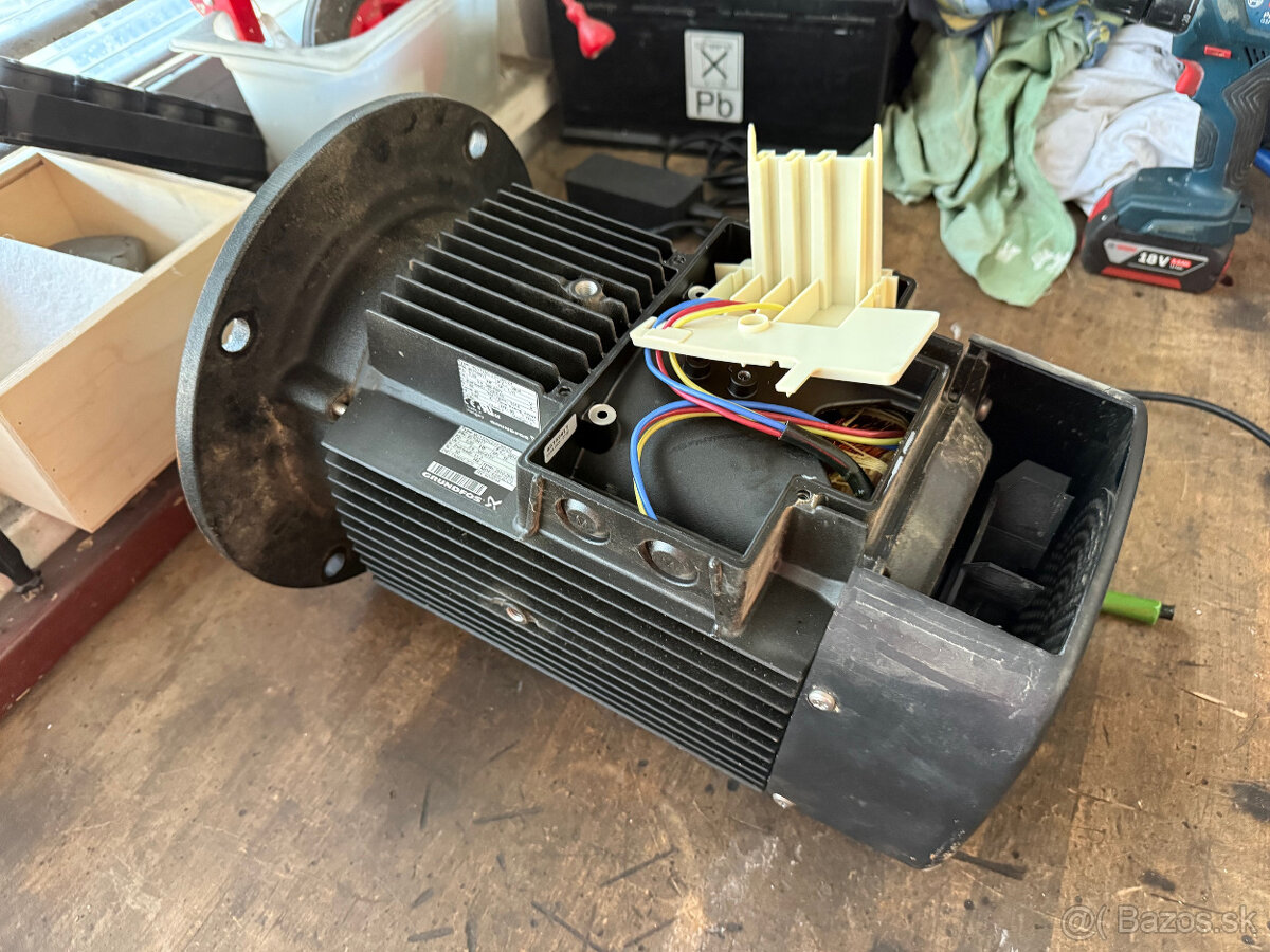 Predám motor Grundfos 5,5kW - 2