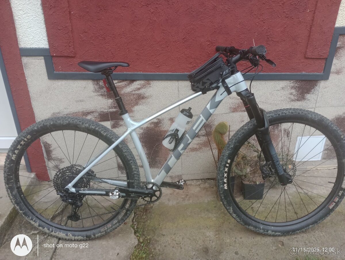 Trek Pro Caliber 29 L - 2