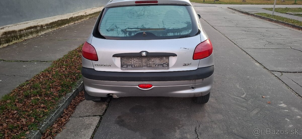 Predám/rozpredám Peugeot 206 - 2