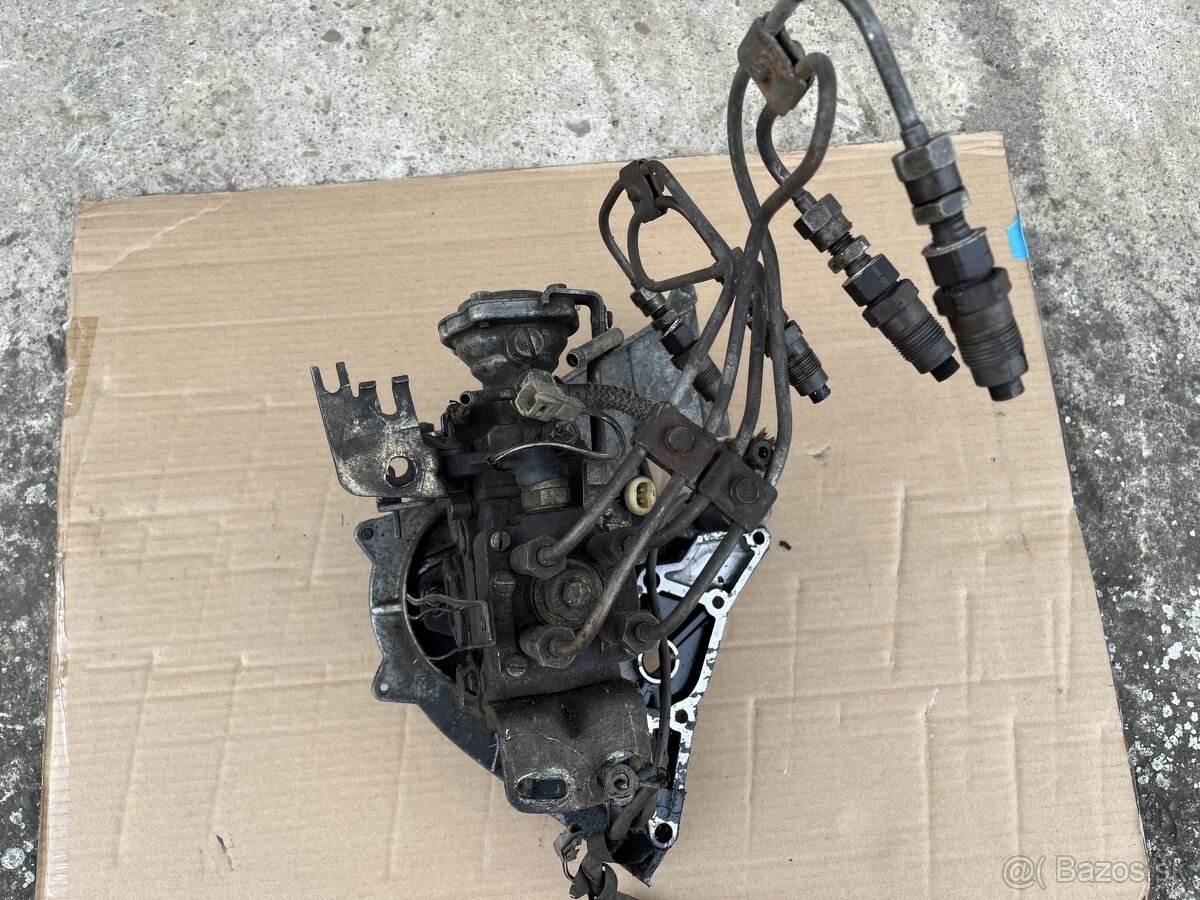 pajero mk 1 palivové čerpadlo - 2