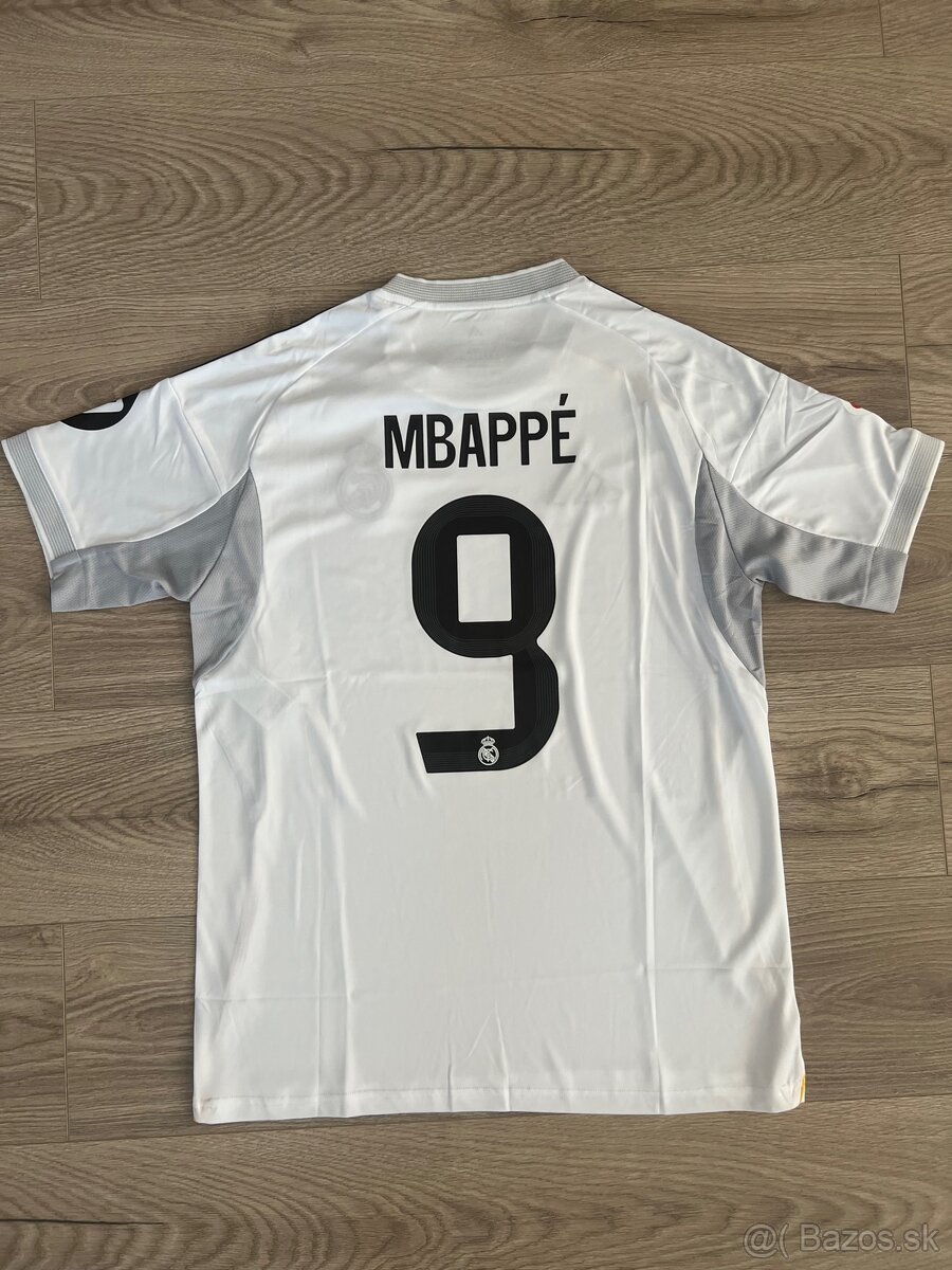 Real Madrid Mbappe dres - 2