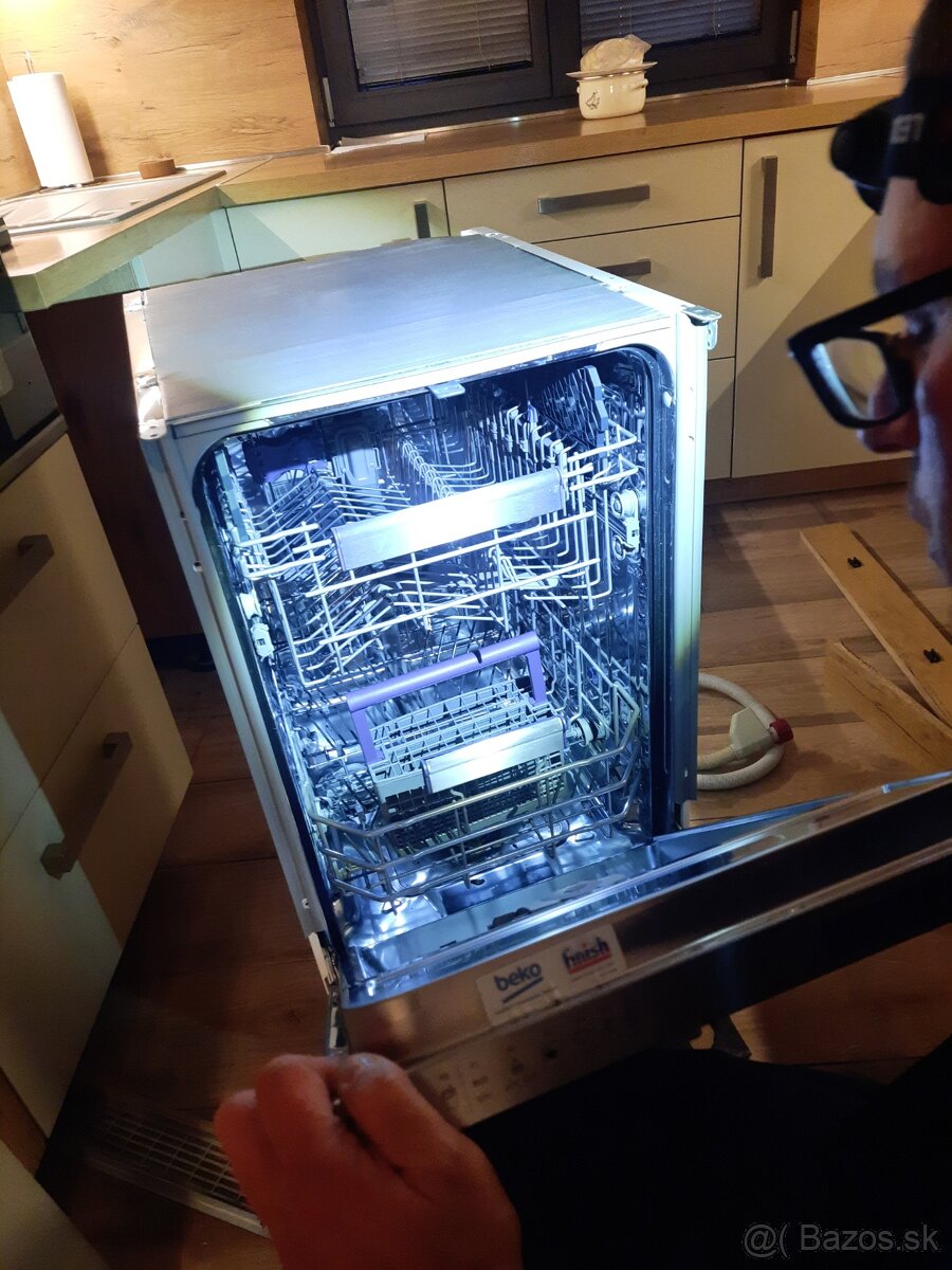 Umývačka riadu BEKO - 2