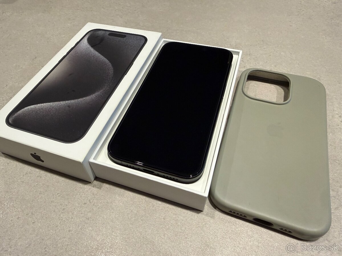 iPhone 15 Pro, Black Titanium, 256GB - 2