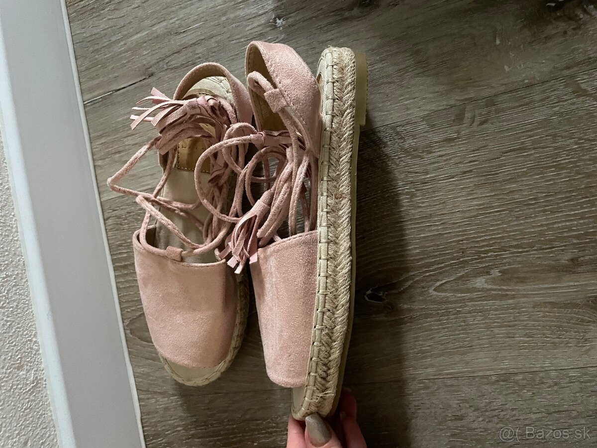 Sandále veľkosť 36 - 2