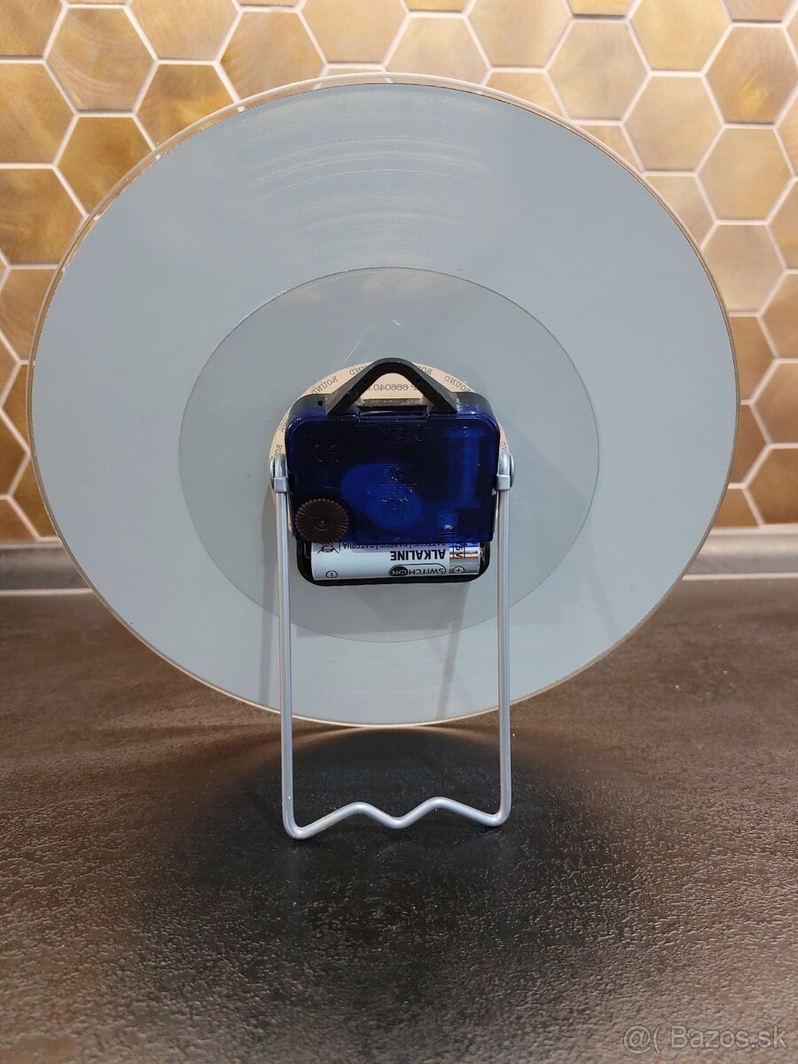 nástenné hodiny - platňa - 2