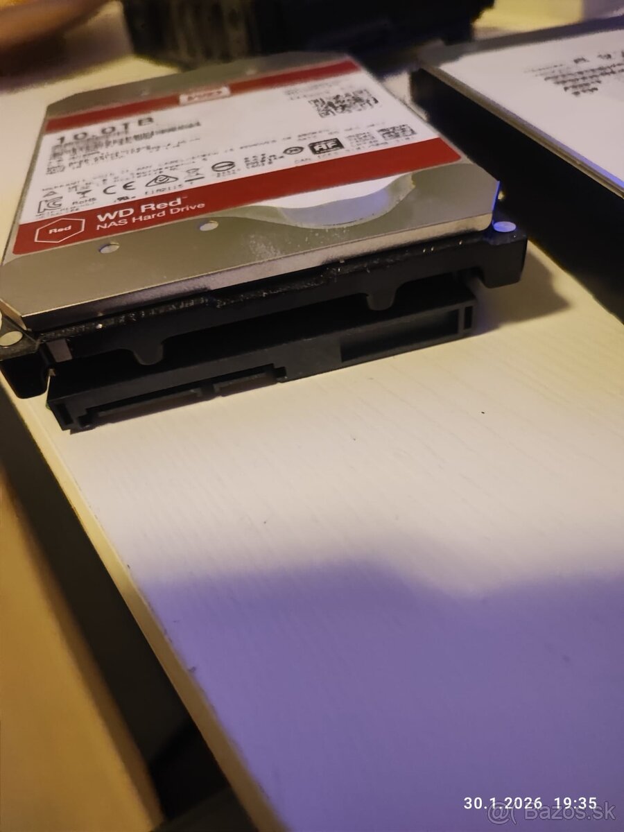 WDC WD100EFAX - 68LHPN0 - 10TB Red NAS - 2