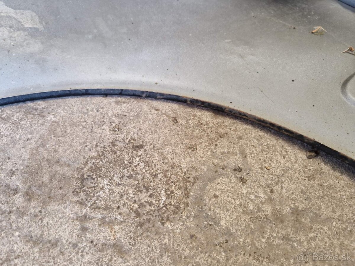 Pravý blatník Mercedes Benz C - 2