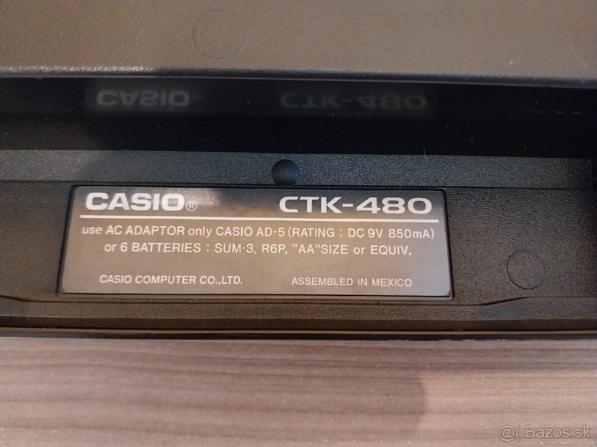 Funkcny elektricky klavir znacky CASIO.. - 2