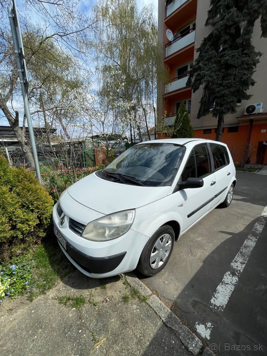 Renault Megane Scenic 1.5 DCI - 2