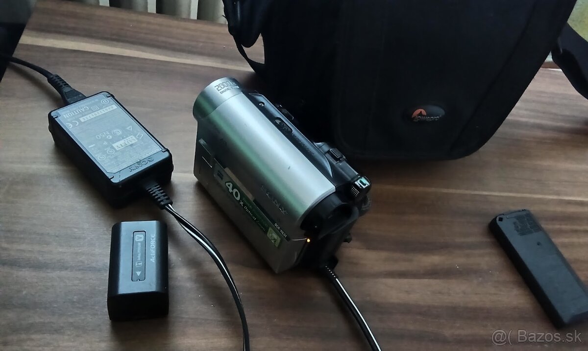 Predám videokameru značky SONY - 2