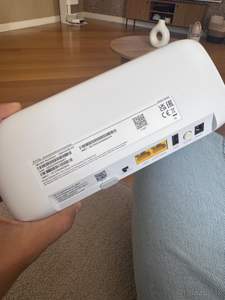Zyxel NRS103EV3 5G router - 100€ - 2