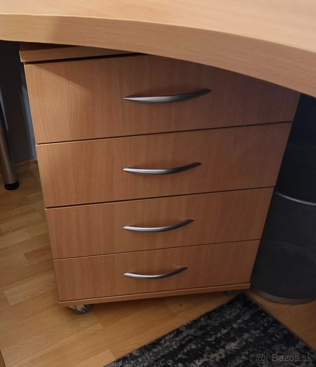 Pisaci dvojstol. - 2