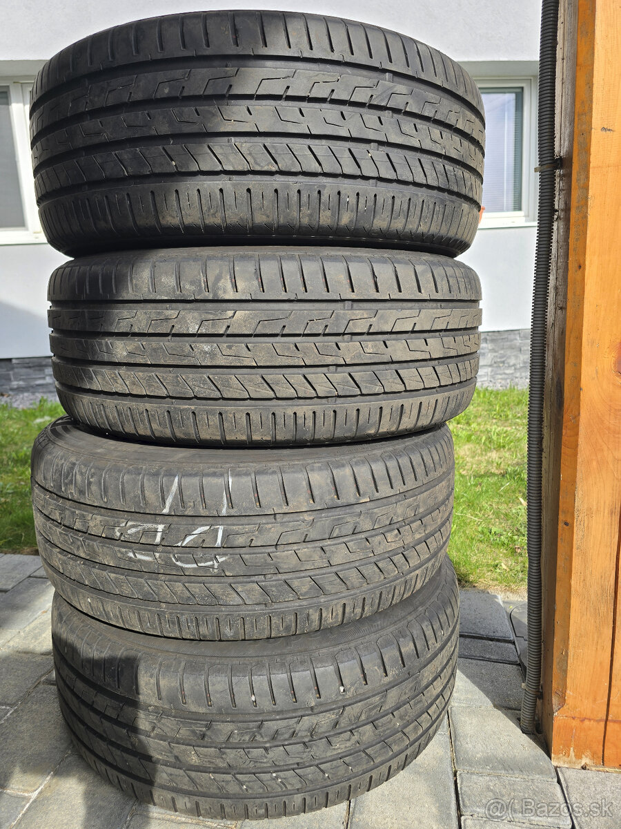 elektrony 225/55/R17 - 2