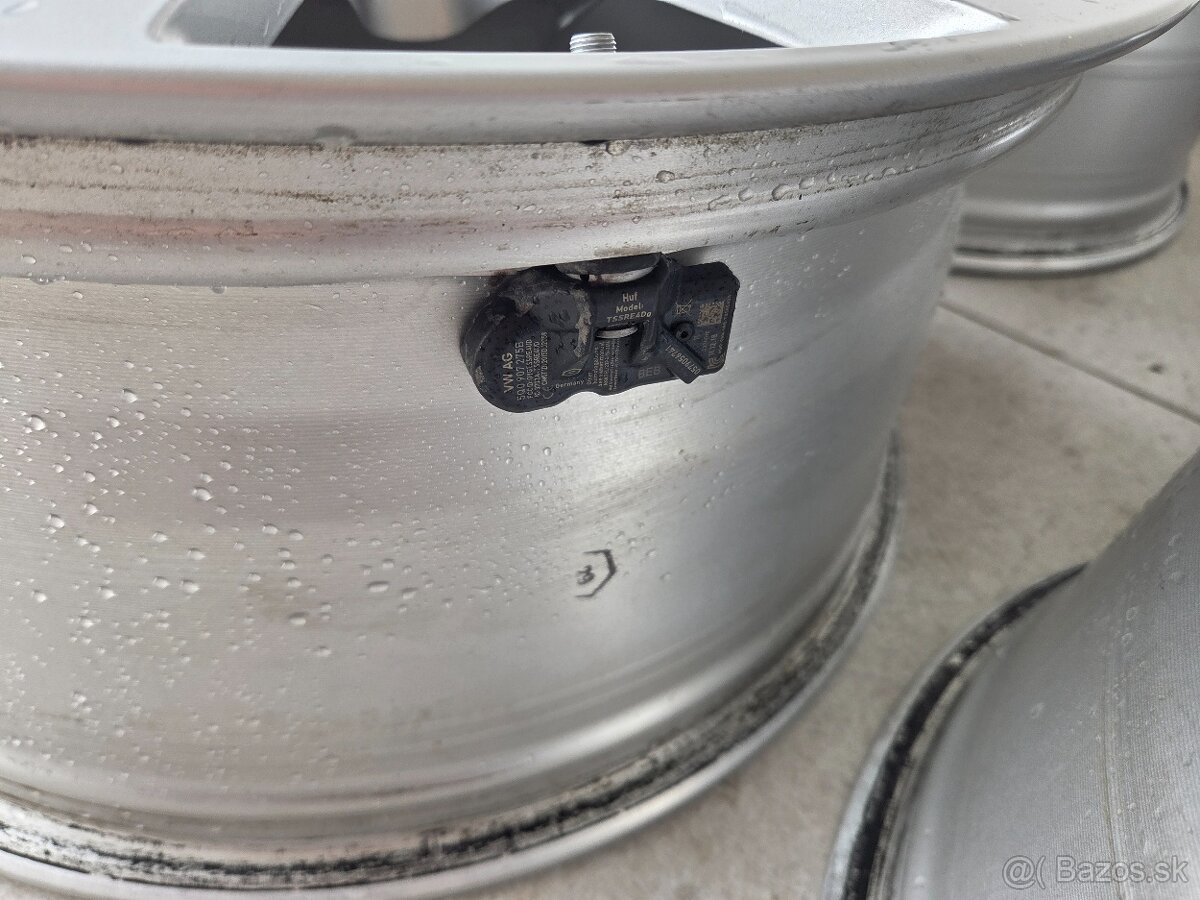 Originalne disky Audi a8 d5 R20 - 2