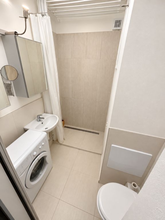 Slnečný 2‑izbový byt pri OC Central – Jelačičova – foto 2