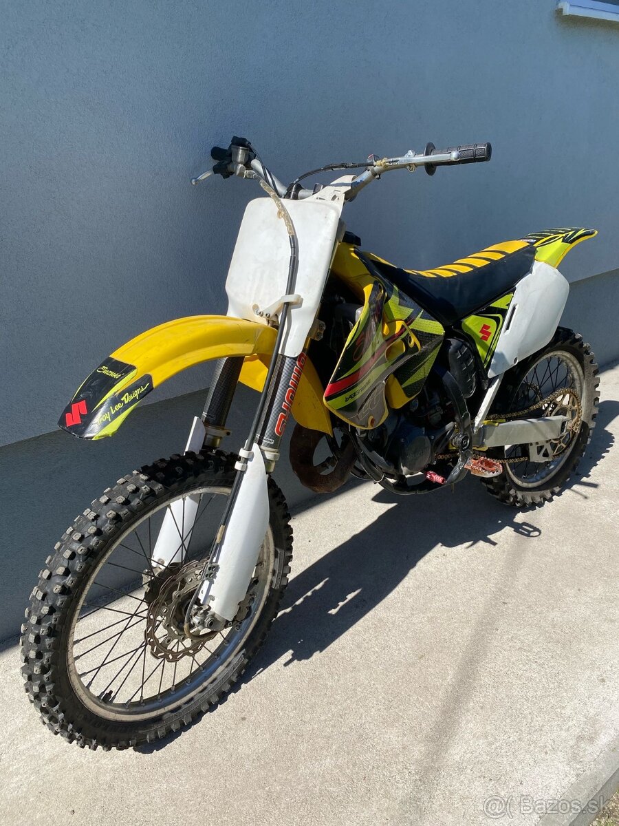 Suzuki RM 125