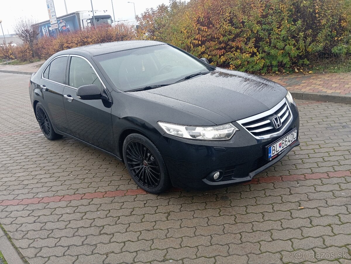 Honda Accord 2,2 I-DTEC executive 110kw - 2