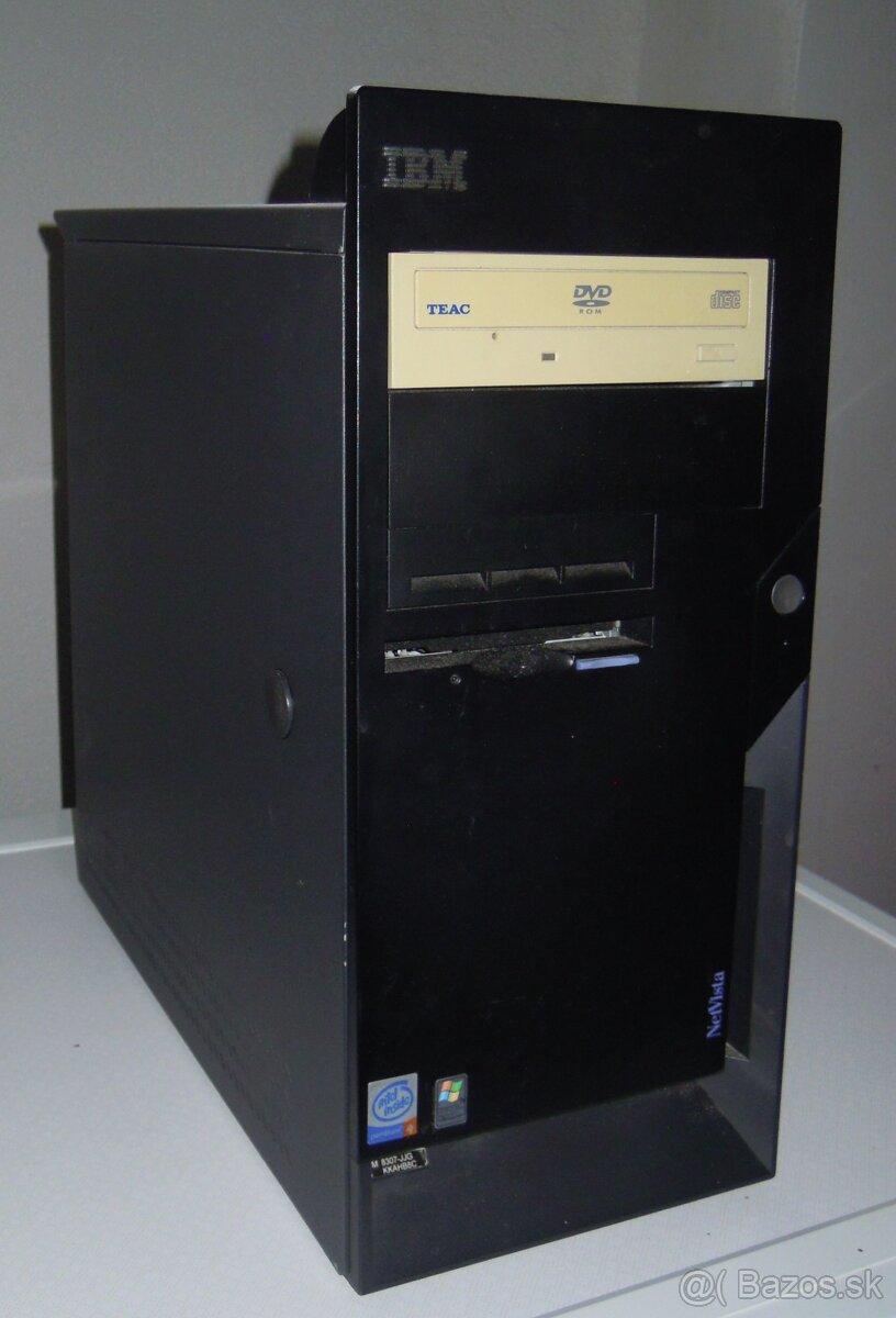 IBM Intel Pentium 4 vratane monitoru - 2