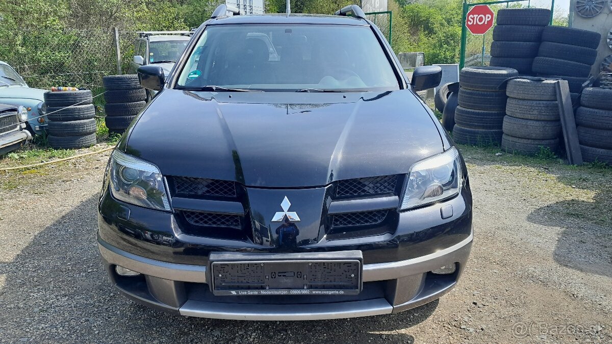 Mitsubishi Outlander 2.0 benzin 4x4 QUATRO top stav - 2