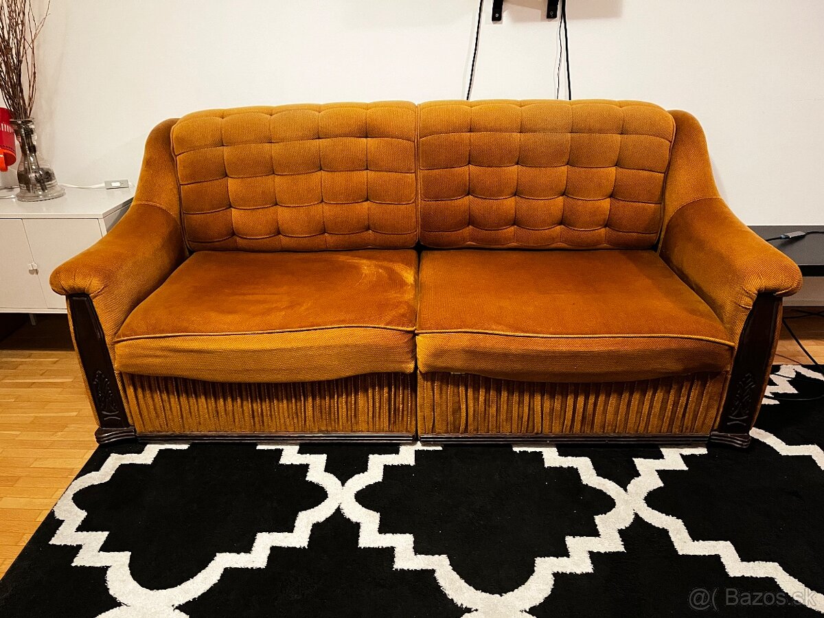 Starší kvalitný gauč - 2