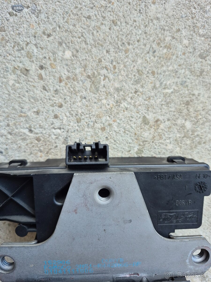 Zamok piatych dveri ford focus - 2