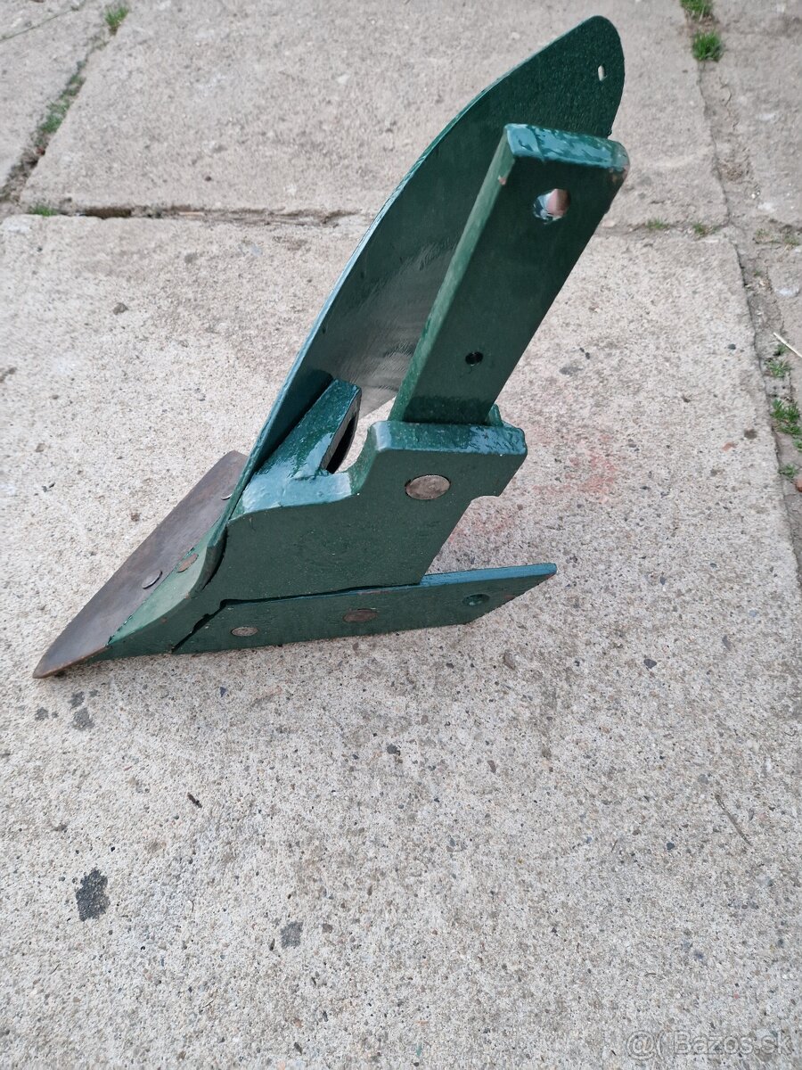 Pluhy na Apo-155 - 2