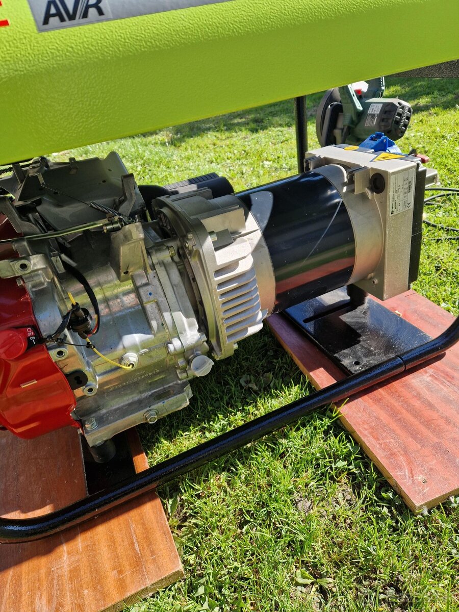 Elektrocentrala Pramac ES 8000 AVR - 2