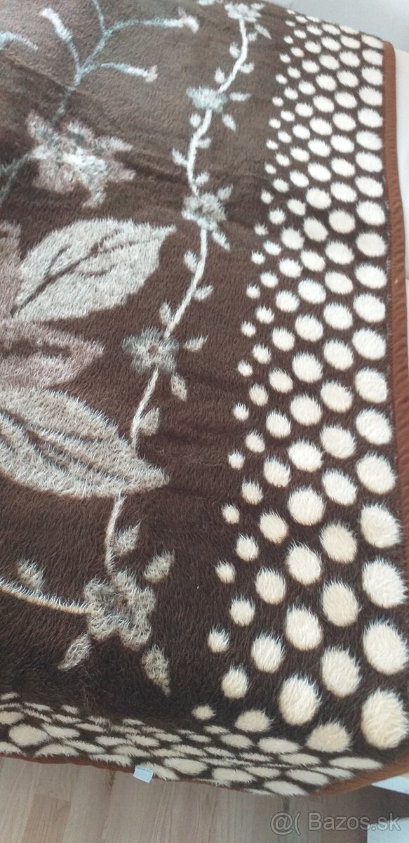 Deka-prikrývka-prehoz. - 2