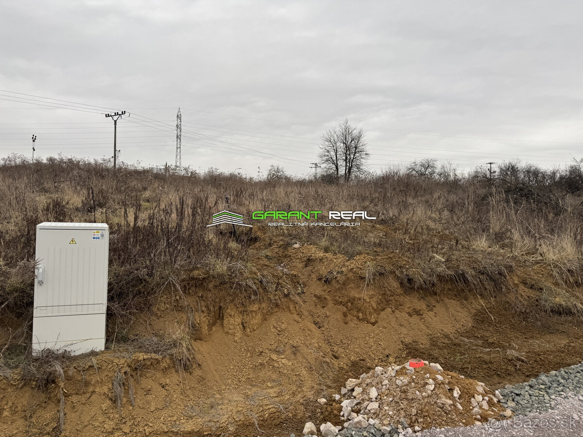 Predaj stavebné pozemky 525 m2, 546 m2, 1367 m2, Kanaš - 2