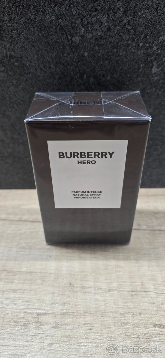 Burberry Hero. Parfum intense. - 2