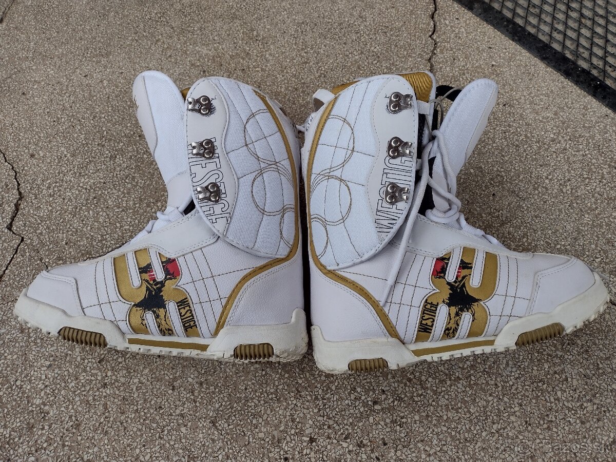 obuv na snowboard v,39,43,41 - 2