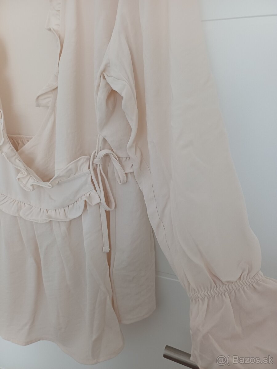 Zavinovacia blúzka - 2