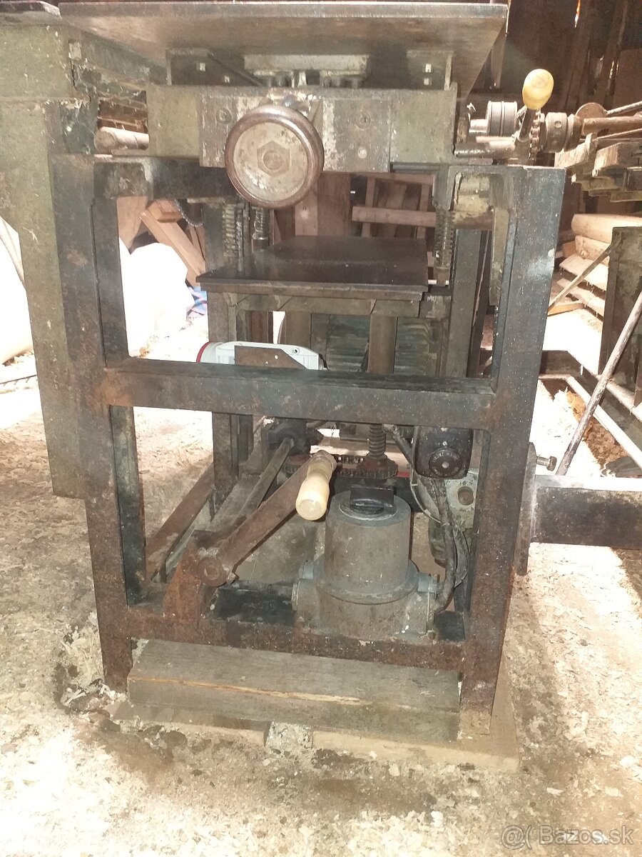 Hobľovačka ,prepušťačka - 2
