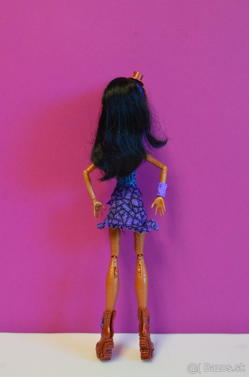 Monster High bábika Robecca doplnky... - 2