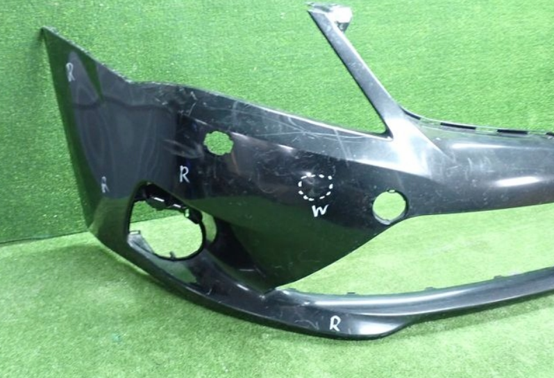 toyota avensis nárazník 2012-15 - 2