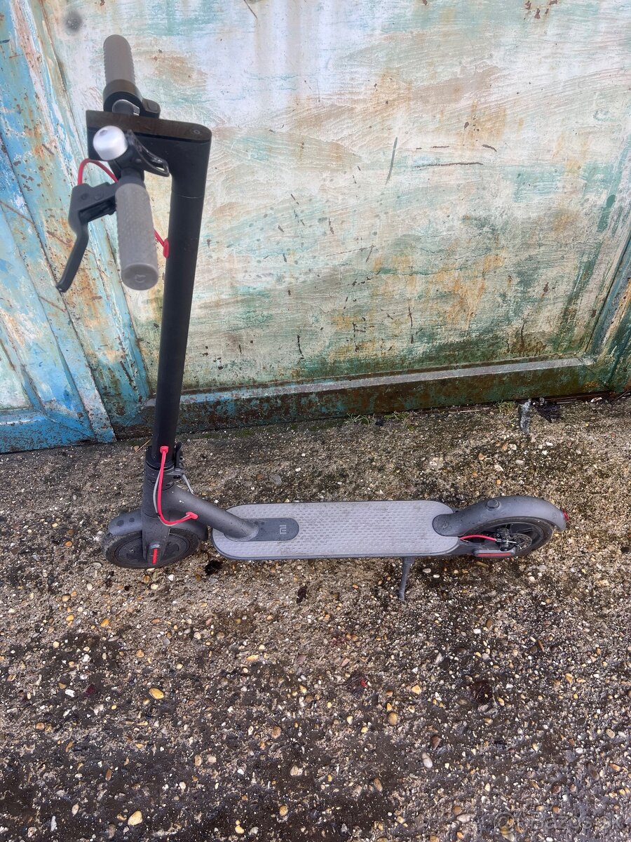 Elektro kolobezka Xiaomi M365 - 2