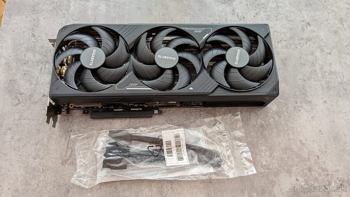 GIGABYTE GeForce RTX 5080 WINDFORCE OC SFF 16GB - 2