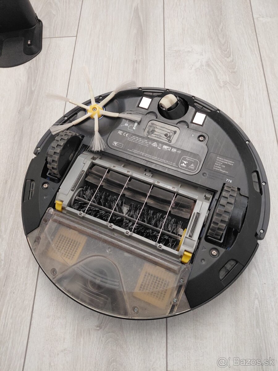 Predám robotický vysávač iRobot Roomba 776 - 2