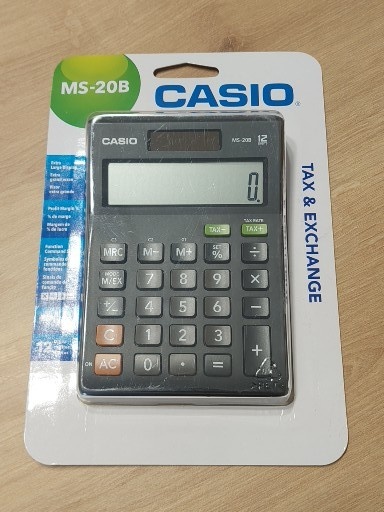 Kalkulačka Casio - 2