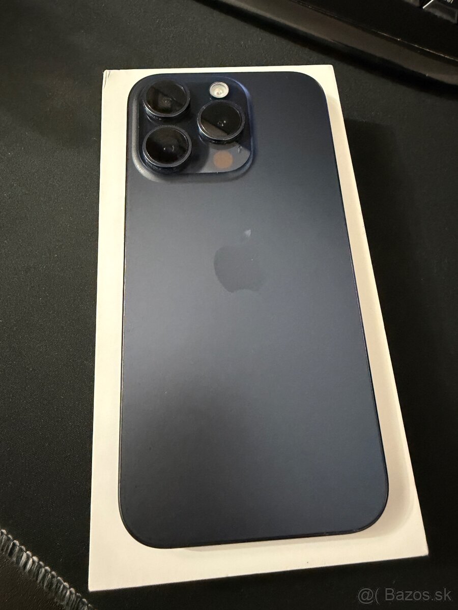 Apple iPhone 15 Pro 256GB Blue Titanium - 2