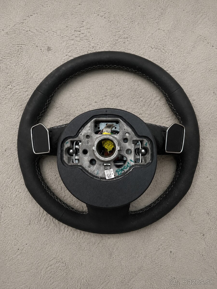 Volant Audi S6 C7 - 2