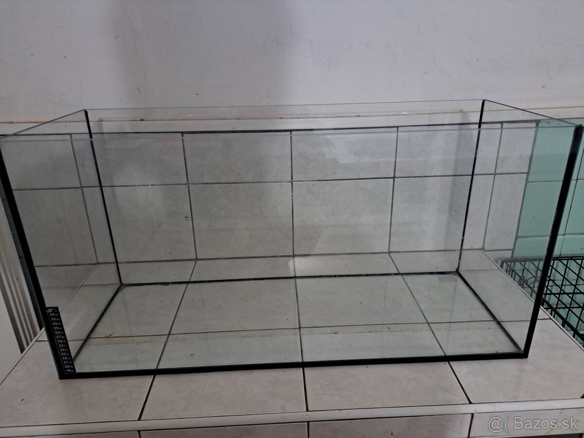Akvarium na predaj - 2