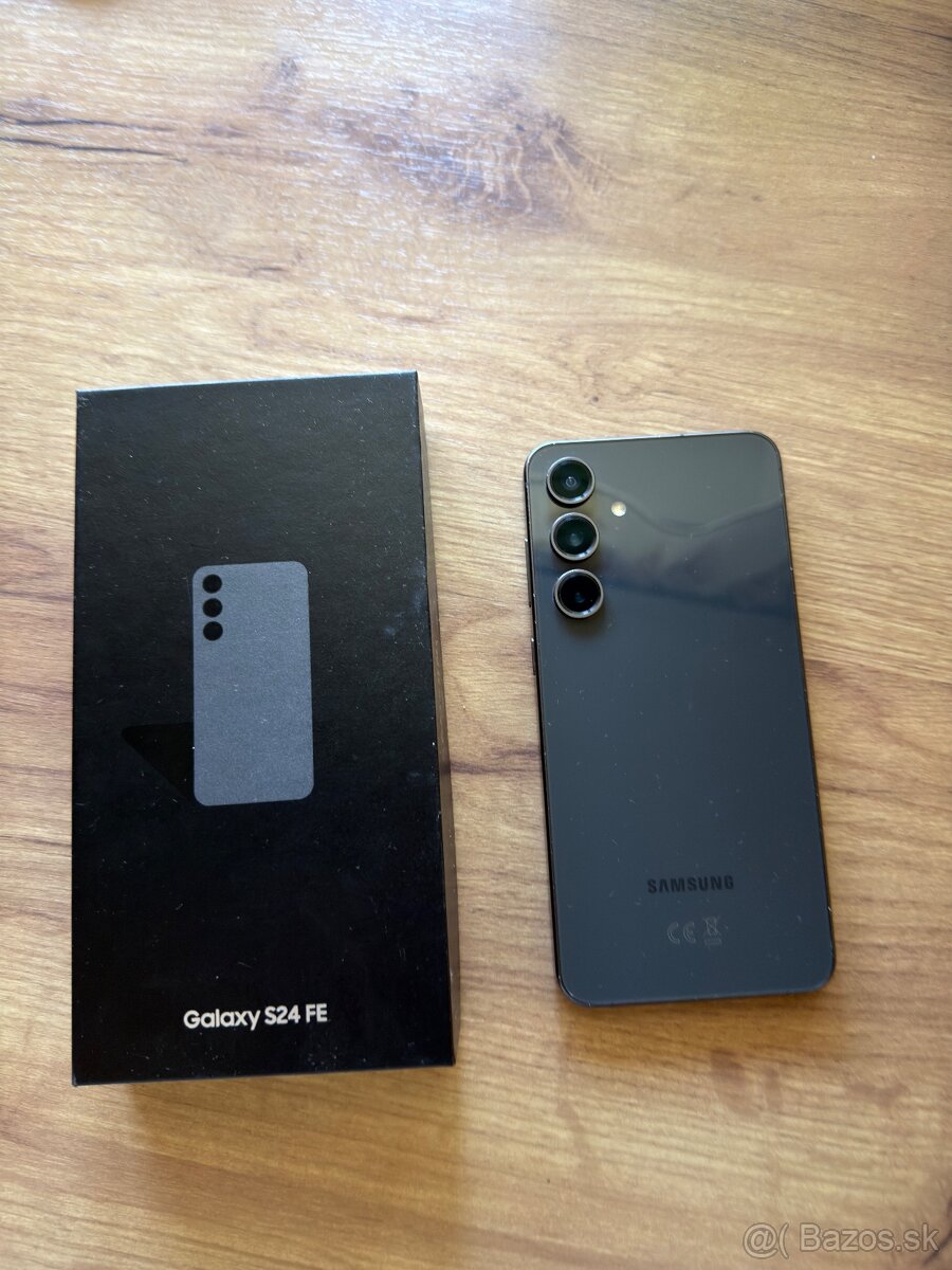 Samsung s24 FE - 2
