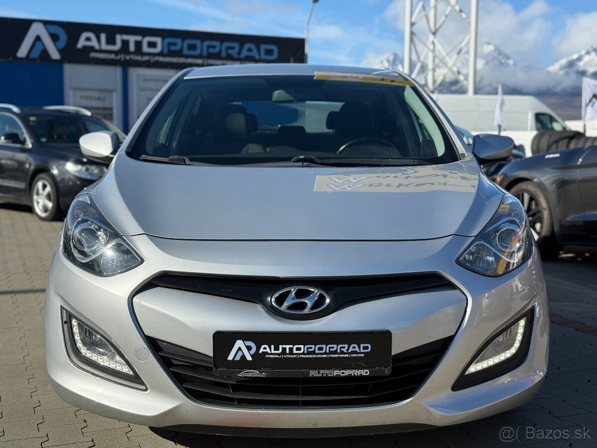 Hyundai i30 1.6 CRDi DOHC 16V Comfort - 2