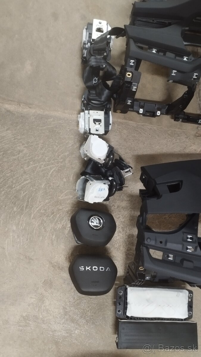 Airbagová sada Škoda Octavia 4 s novou deskou - 2
